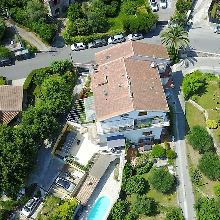 Soleillas Apartment *